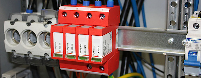Über­spannungs­schutz bei Stefan Kiessling Elektrotechnik in Münchberg